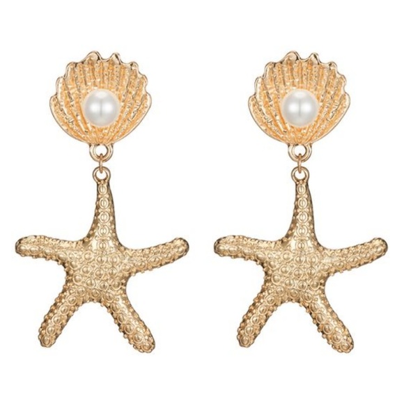 Gold Sea Shell + Starfish Drop Earrings - Picture 2 of 5